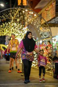 BIB: 16270
                            <button type="button" onclick="openModal(24742875)" class="btn btn-primary btn-sm float-right btn-popup" data-toggle="modal" data-target=".modal-high-quality">
                        <i class="fas fa-shopping-cart"></i> Add to Cart
                    </button>
                                            <button type="button" onclick="isThisMe(24742875, true)" class="btn btn-success btn-sm float-right btn-popup btn-isme hidden" data-toggle="tooltip" data-placement="bottom" title="นี่คือรูปของคุณใช่ไหม คลิกที่นี่เพื่อเอาเข้าอัลบั้ม">
                        <i class="fas fa-plus"></i> Add to album
                    </button>
                    <button type="button" onclick="isThisMe(24742875, false)" class="btn btn-warning btn-sm float-right btn-popup btn-isnotme hidden">
                        <i class="fas fa-ban"></i> Remove from album
                    </button>